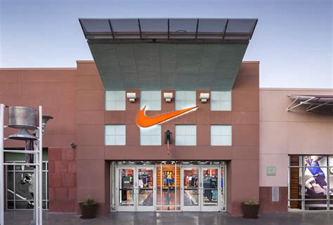 nike factory outlet store.